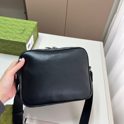 GUCCI SMALL GG CROSSBODY BAG BLACK 23CM