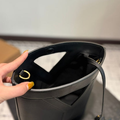 SAINT LAURENT Y SMALL BUCKET BLACK 23CM 808224AAEB31000