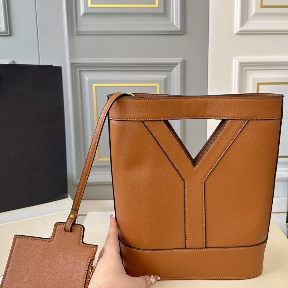 SAINT LAURENT Y SMALL BUCKET BRICK 23CM  808224AACQ36359
