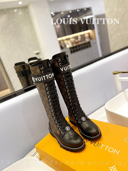Premium LUV BOOTS 032