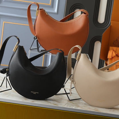 LV LOW KEY COOKIE MM WALNUT 32CM M14635