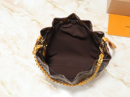 Louis Vuitton LV Classic Noé Handbag Tote Bag 23x27x8cm