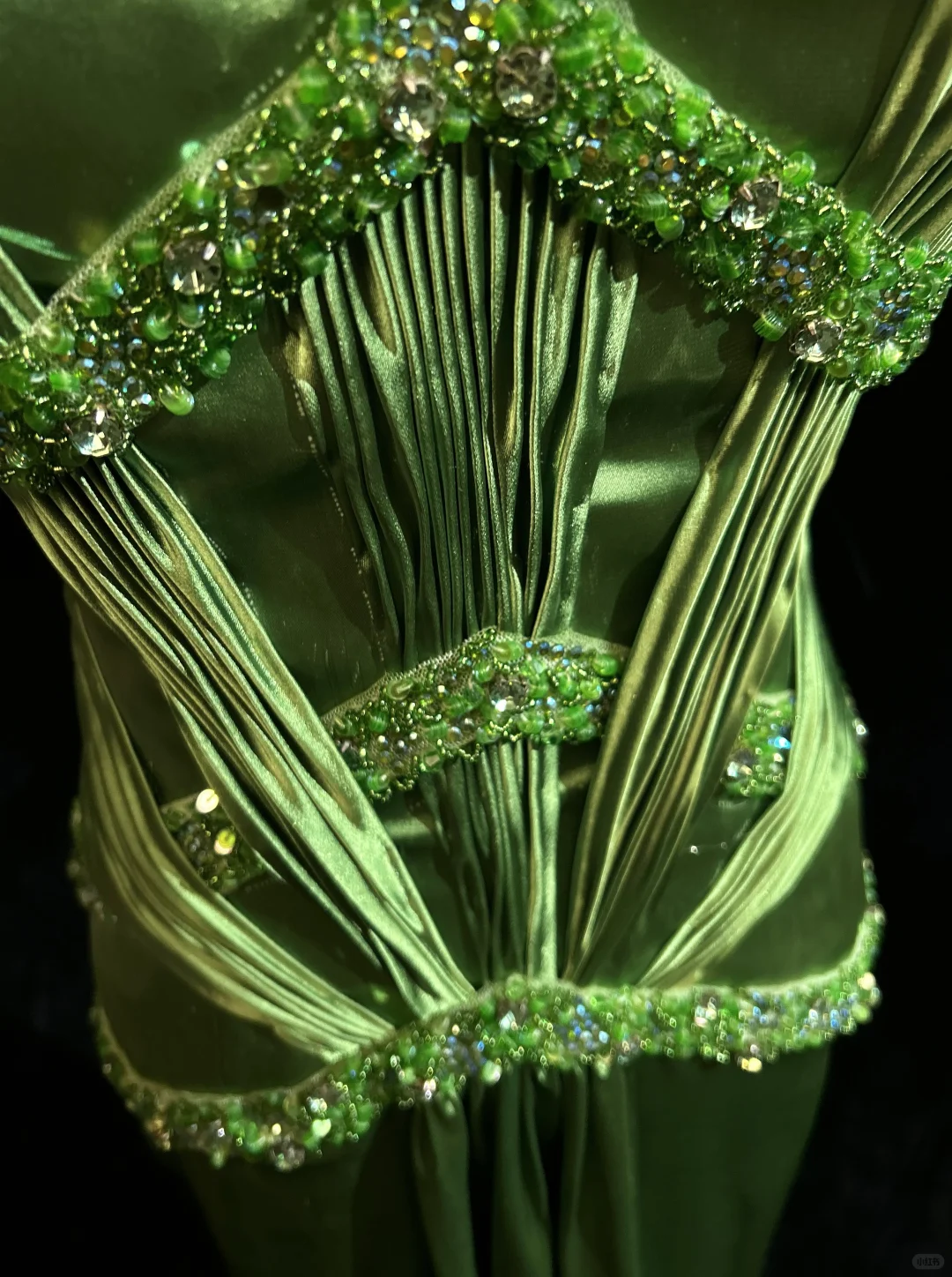 Elegant Green A Line Spaghetti Straps Beaded Pleated Satin Prom Dress Evening Dress SH3335