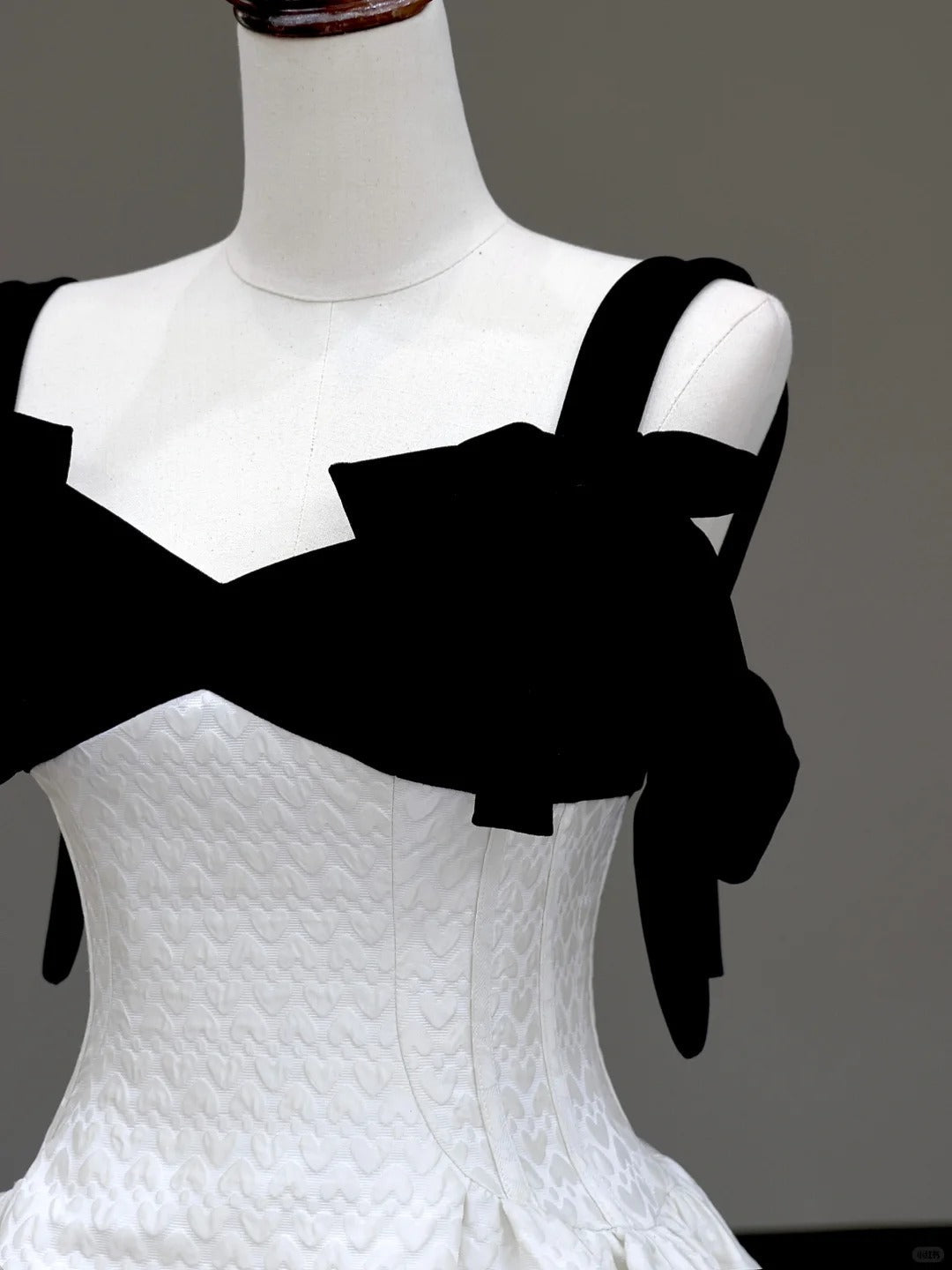 preppydressess -Black elegant classic Hepburn style long satin prom dress evening dress party dress gh5121