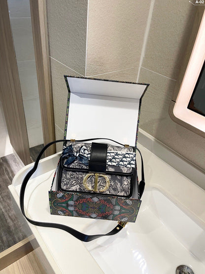 Dior 30 Montaigne Chain Bag