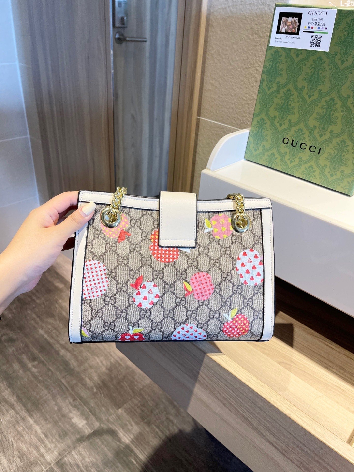 Gucci  Padlock Small Berry