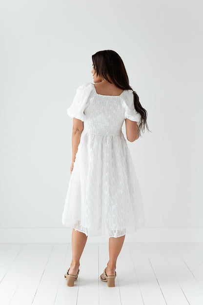 loveedsTM-Night Out Dress in White