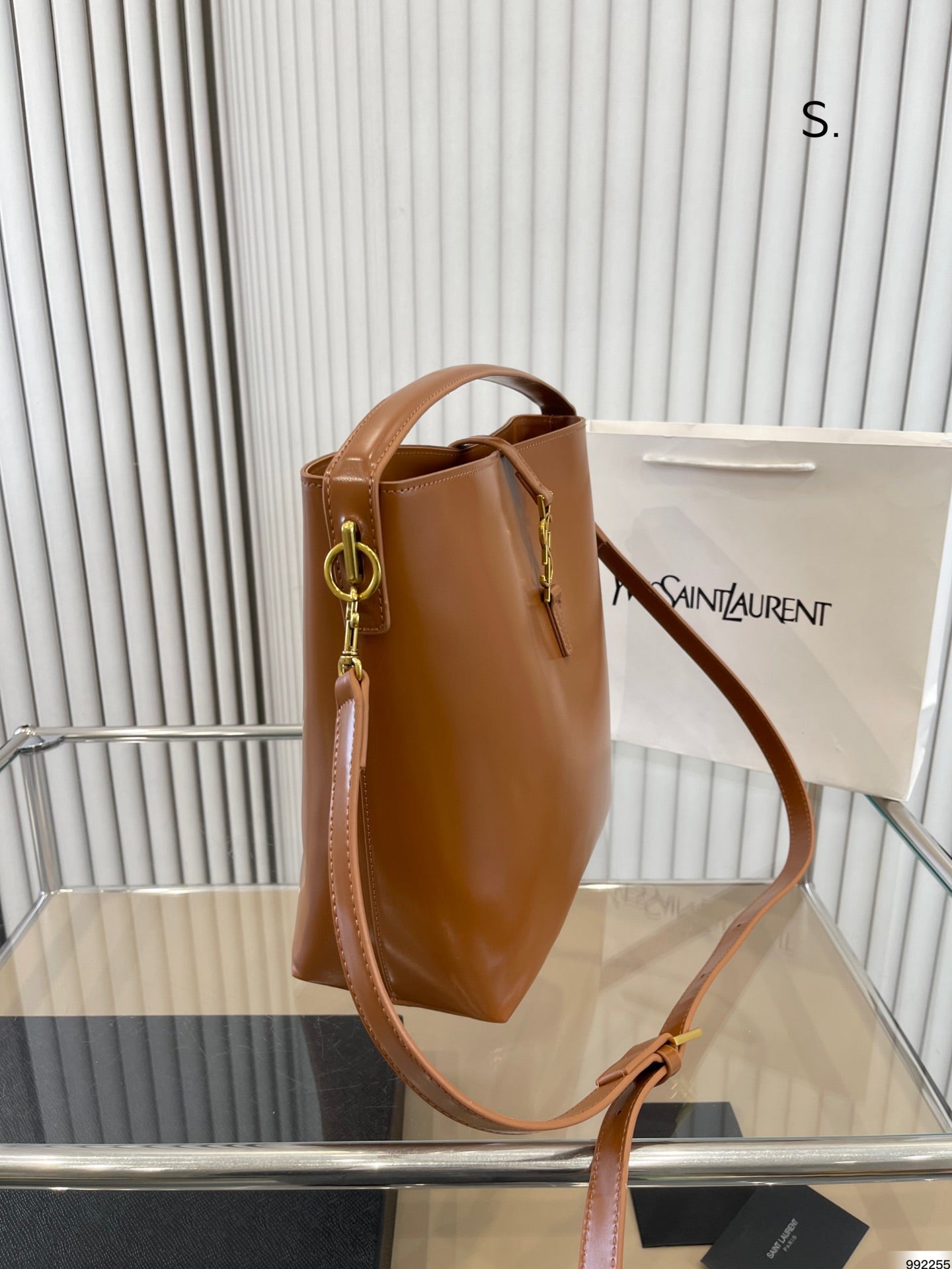 YSL LE 5 À 7 SUPPLE SMALL IN SUEDE