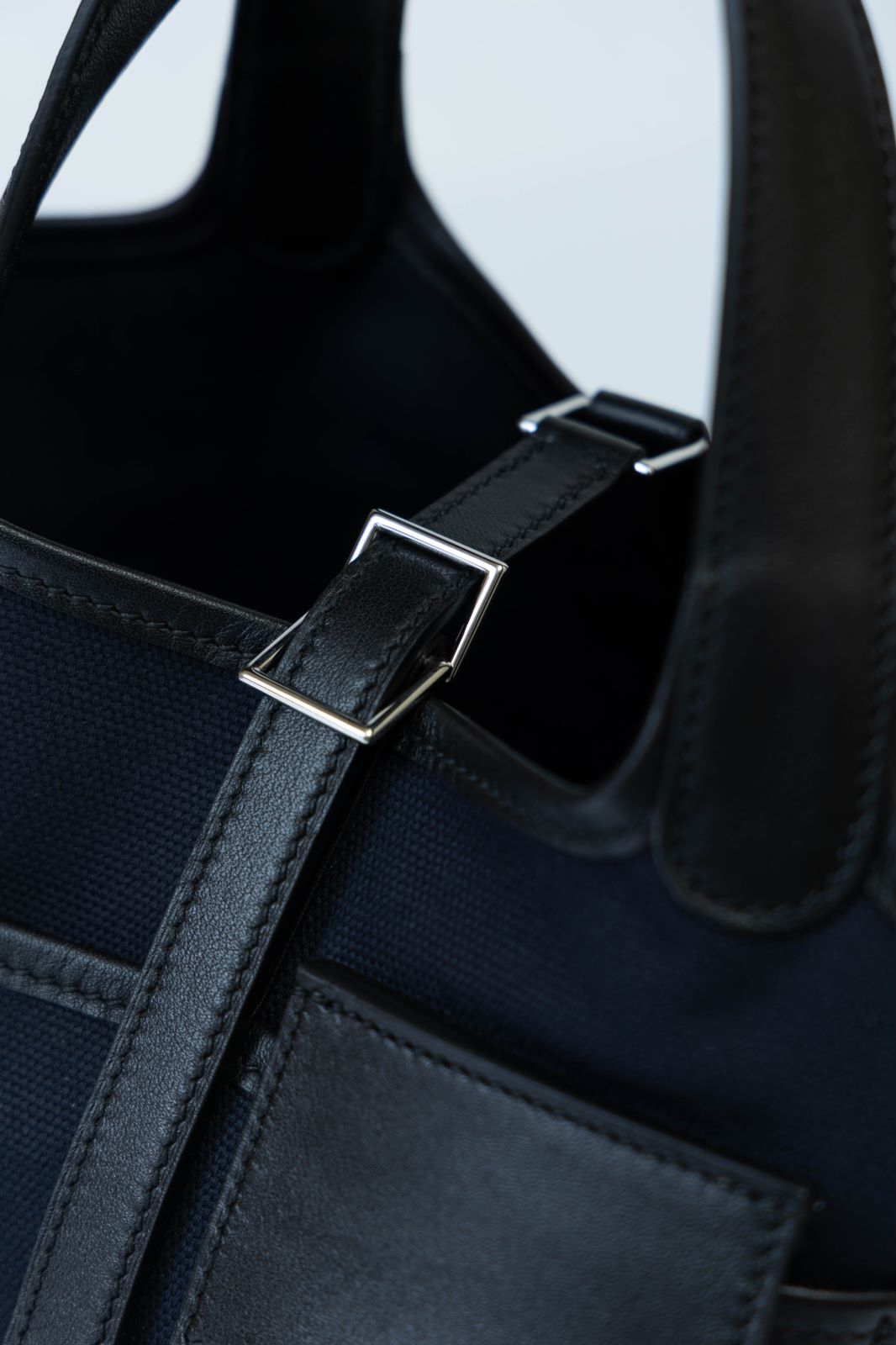 H PICOTIN CARGO DESERT TOILE CANVAS WITH PALLADIUM HARDWARE BLACK 18CM