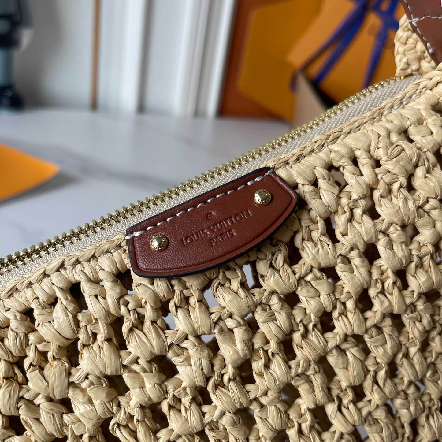 LOUIS VUITTON HILLS POCHETTE RAFFIA NATURAL TAN 18CM M14304