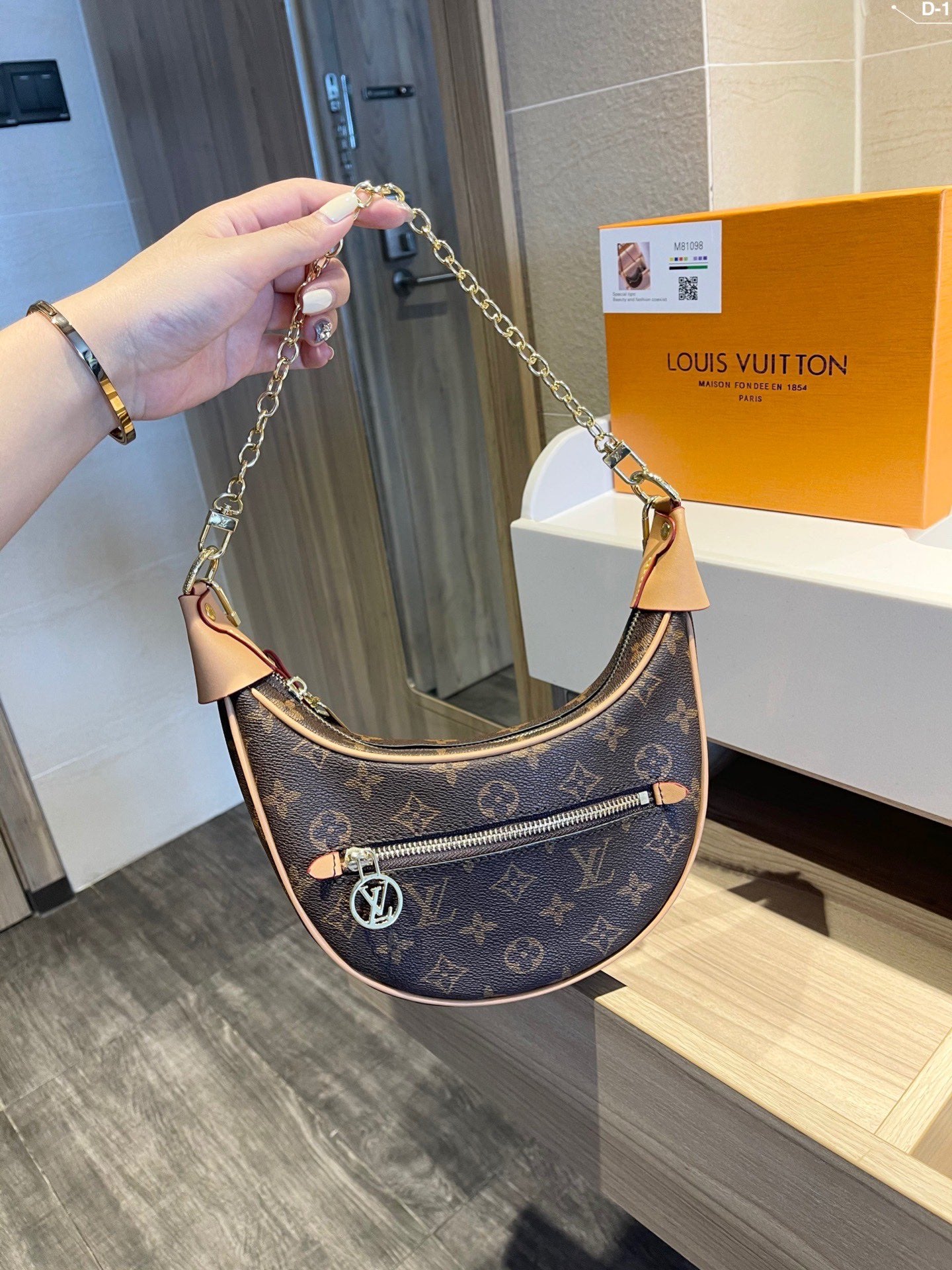 LOUIS VUITTON Loop Monogram