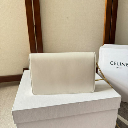 WALLET ON CHAIN MARGO in Shiny calfskin