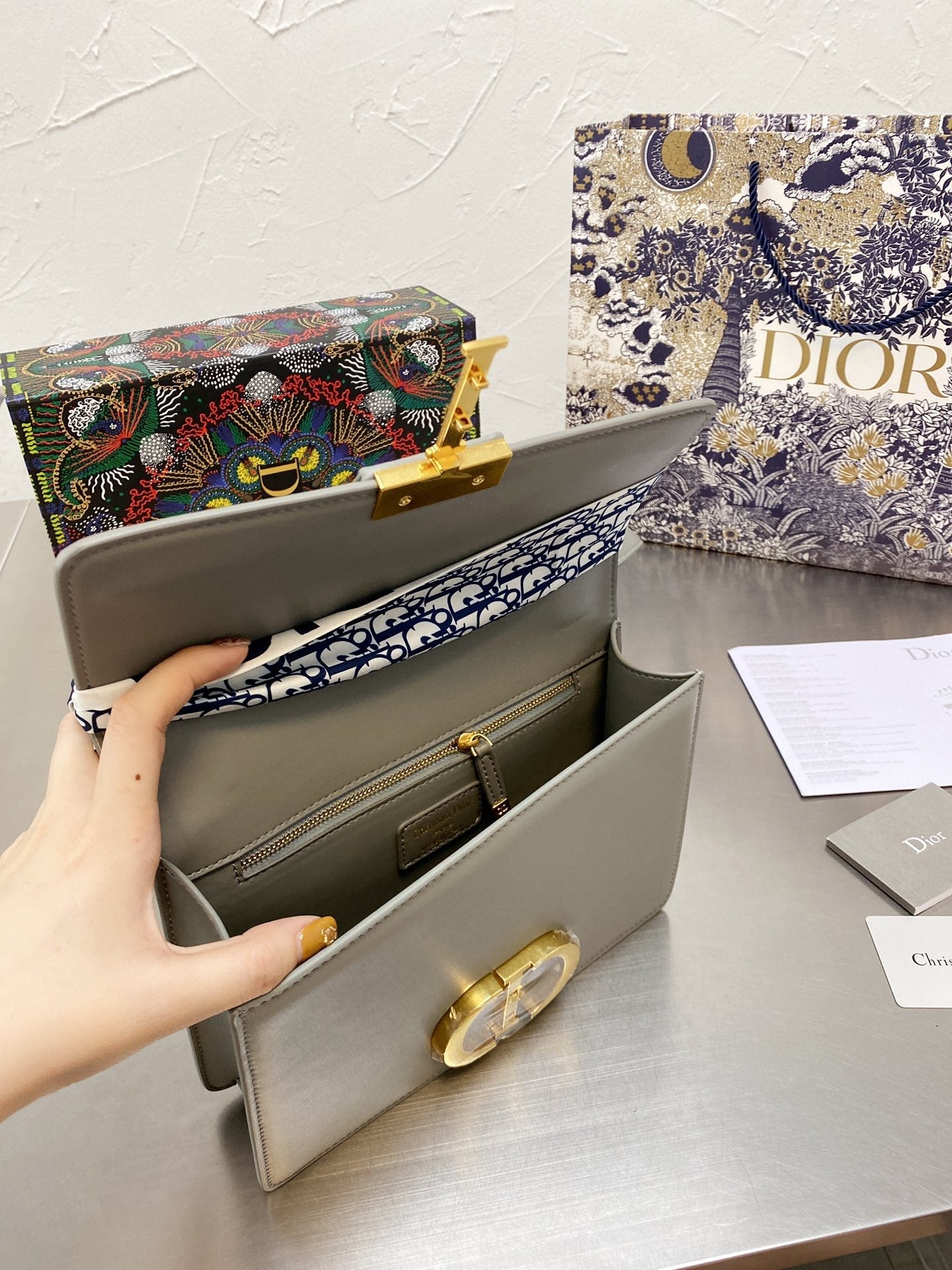 Dior 30 Montaigne Bag