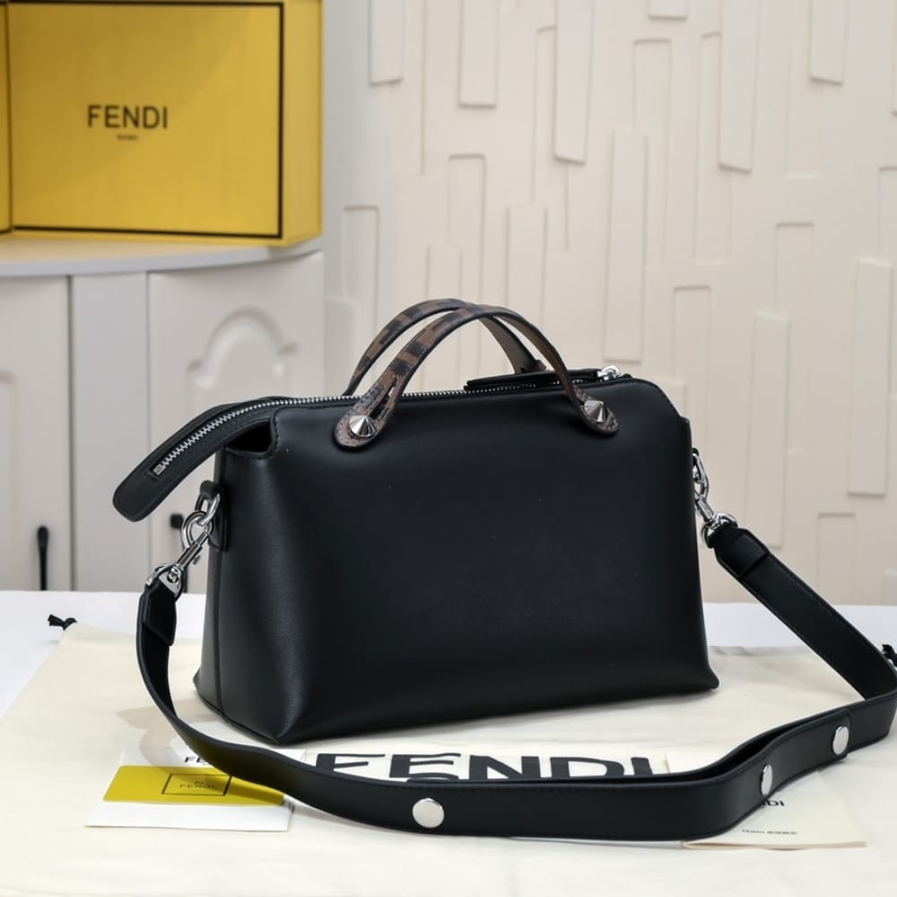 FENDI WOMEN BY THE WAY REGULAR LEATHER BOSTON BAG BLACK 28CM