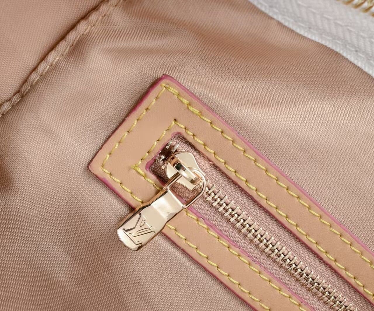 Louis Vuitton M46863 Keepall Bandoulière 45