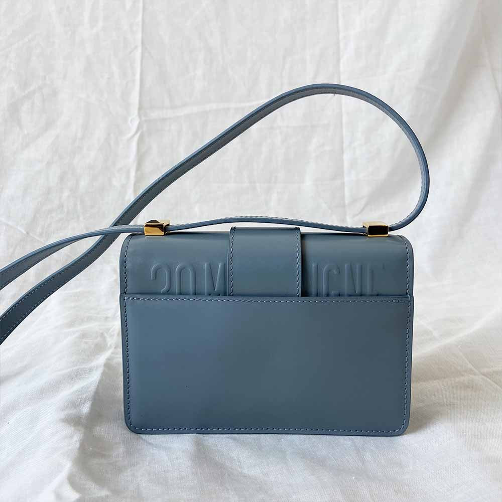 Dior micro 30 Montaigne blue crossbody bag