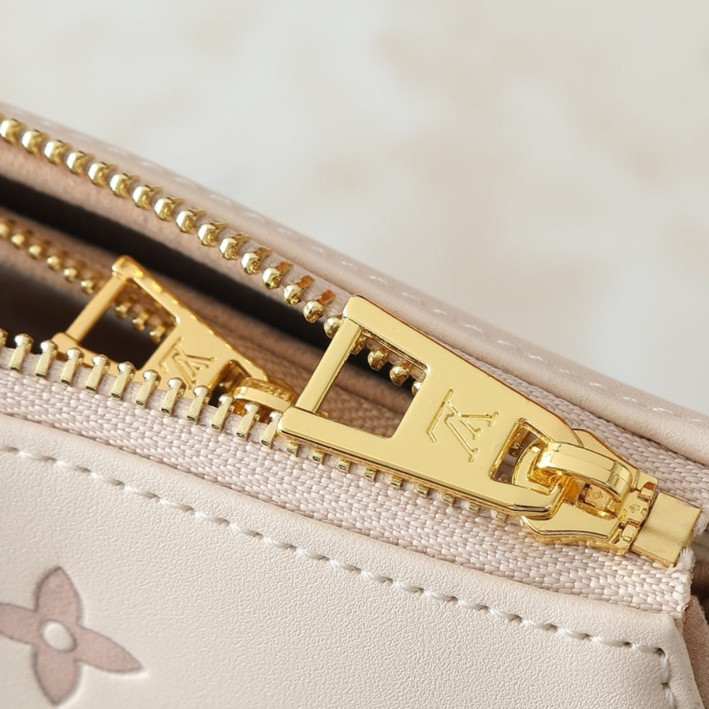 LOUIS VUITTON COUSSIN PM BICOLOR EDEN 26CM M14503