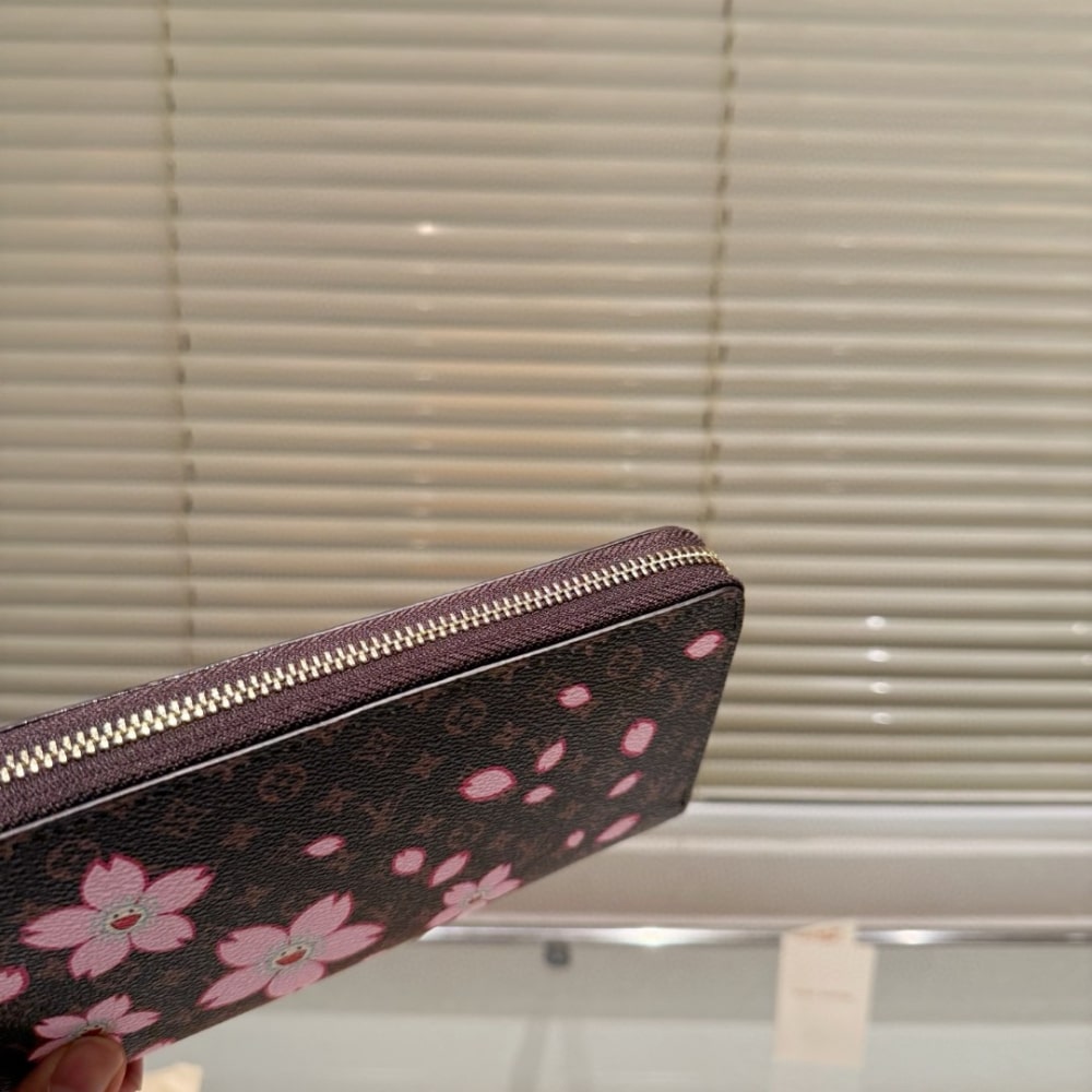 LOUIS VUITTON X TAKASHI MURAKAMI ZIPPY WALLET SAKURA BROWN 19CM M13433