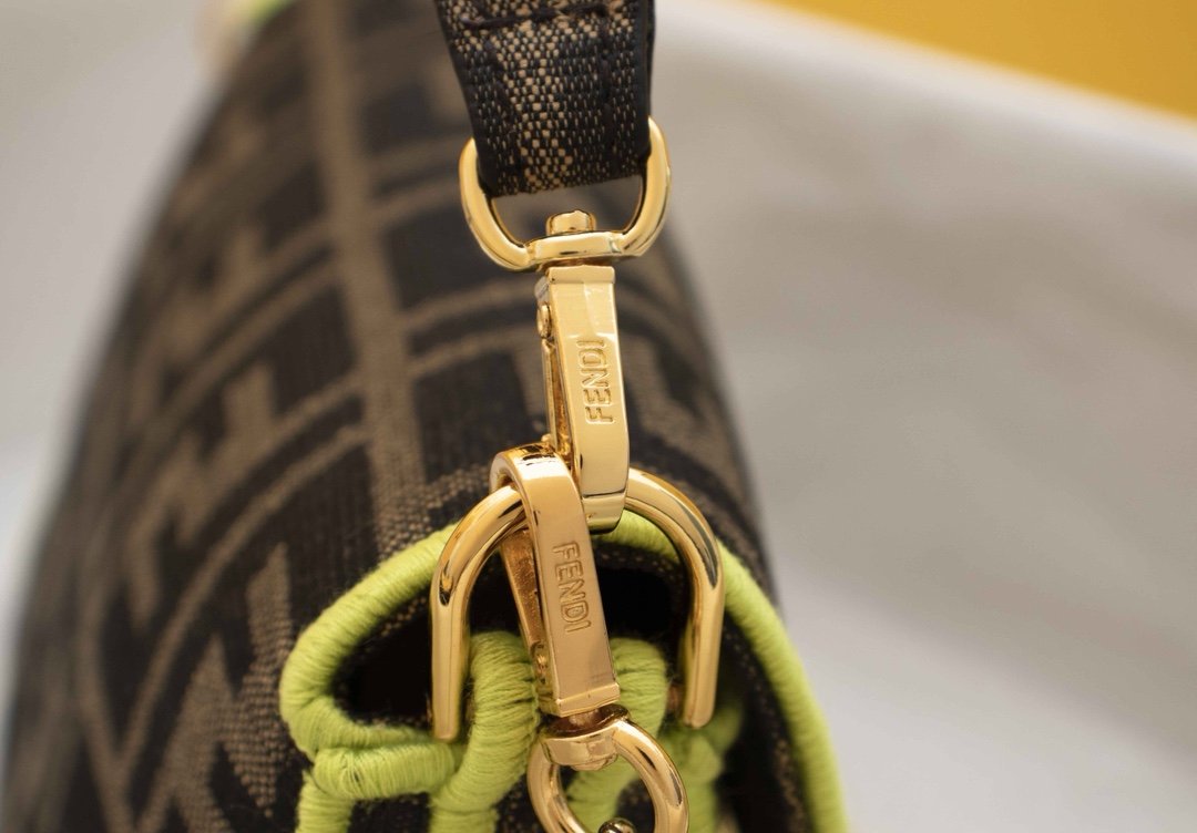 Fendi Baguette Brown Fabric Bag