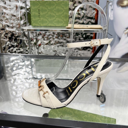 GUCCI MOOREA SANDALS WHITE