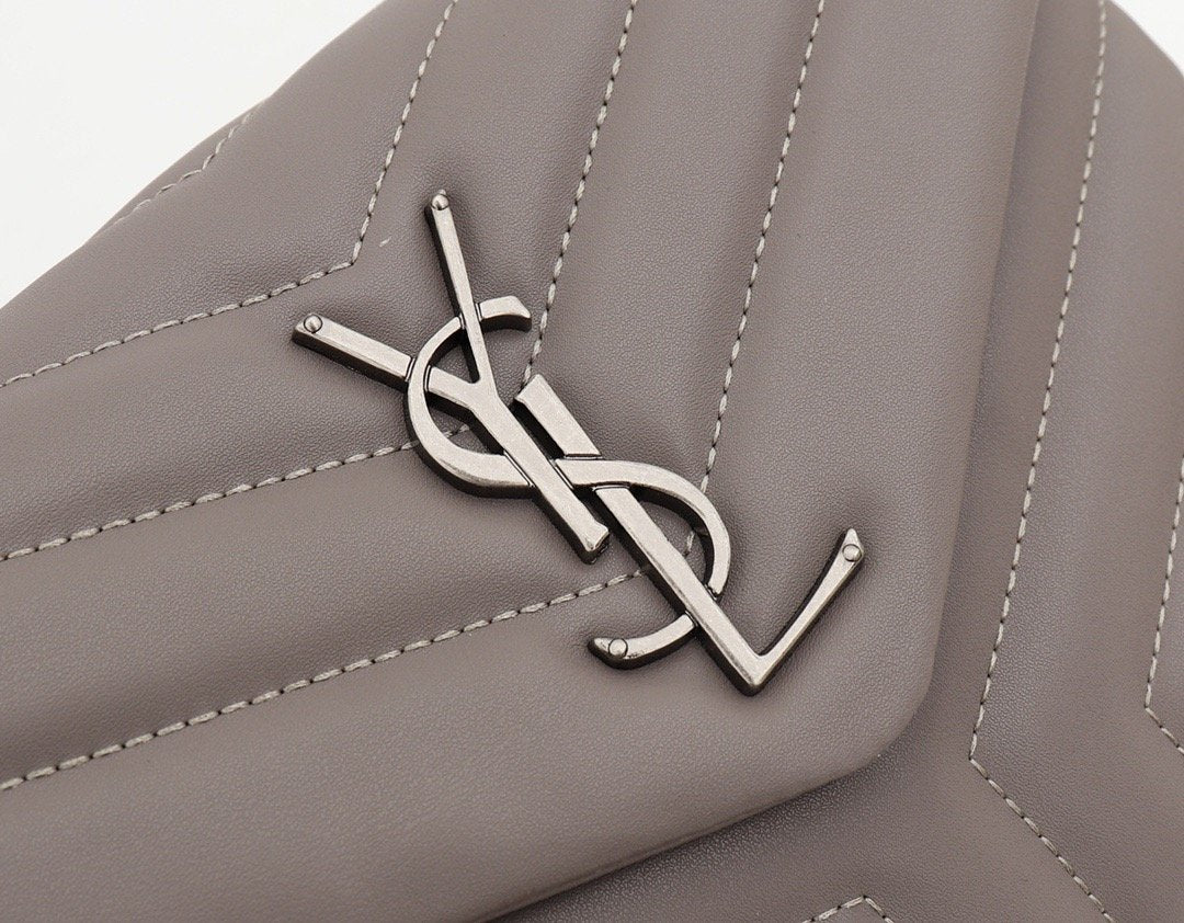 Saint Laurent Loulou