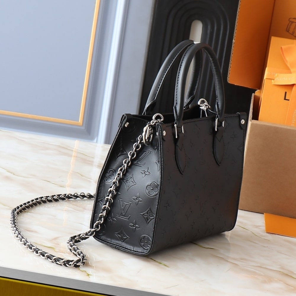 LOUIS VUITTON ONTHEGO PM BLACK 25CM M14576