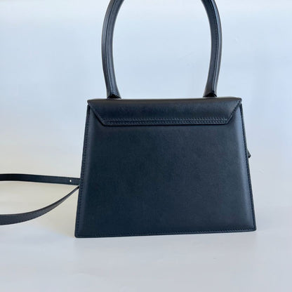 Jacquemus Le Grand Chiquito black leather bag