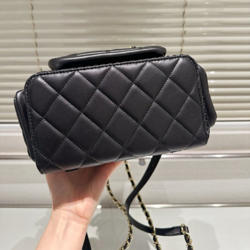 CHANEL MESH BACKPACK BLACK 20CM AS5484 B20127 94305