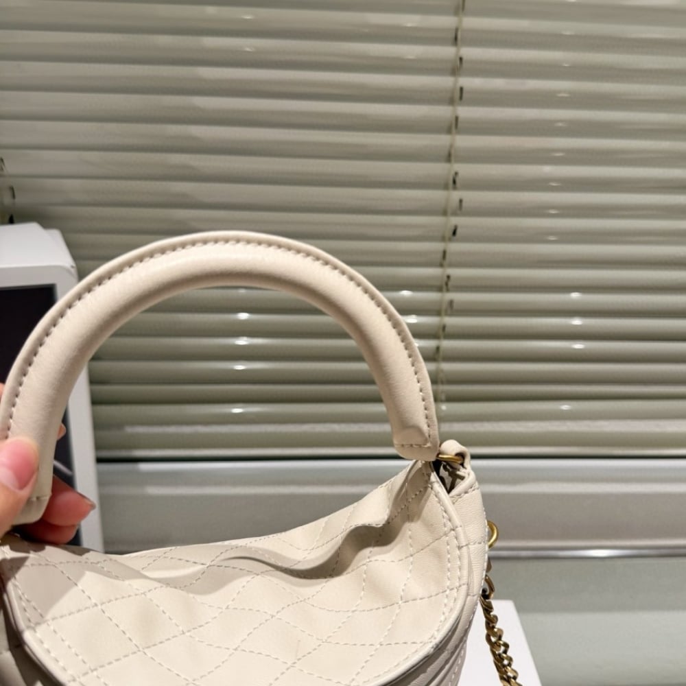 SAINT LAURENT GABY BUCKET BAG WHITE 17CM