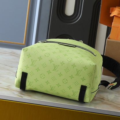 LOUIS VUITTON DISCOVERY SLIM BACKPACK TAIGARAMA 38CM M14076