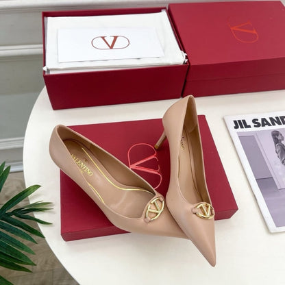 VALENTINO GARAVANI VLOGO BOLD PUMPS BEIGE