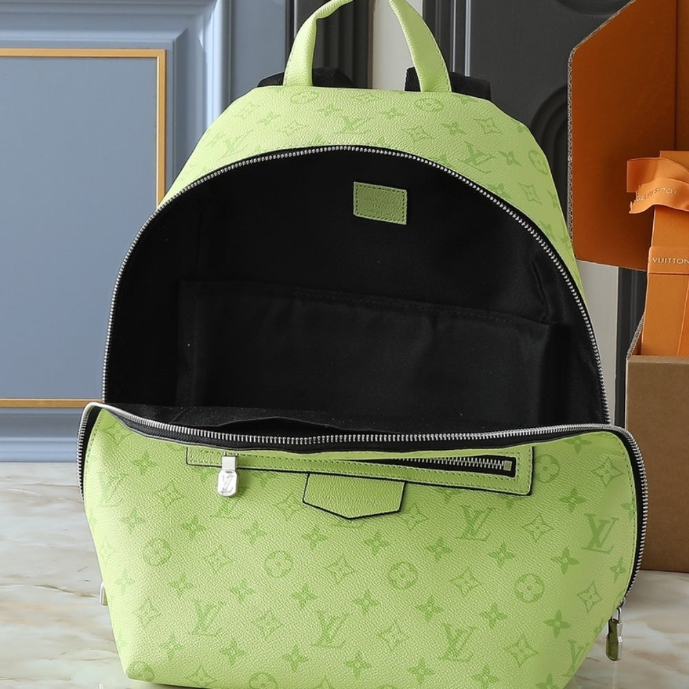 LOUIS VUITTON DISCOVERY SLIM BACKPACK TAIGARAMA 38CM M14076