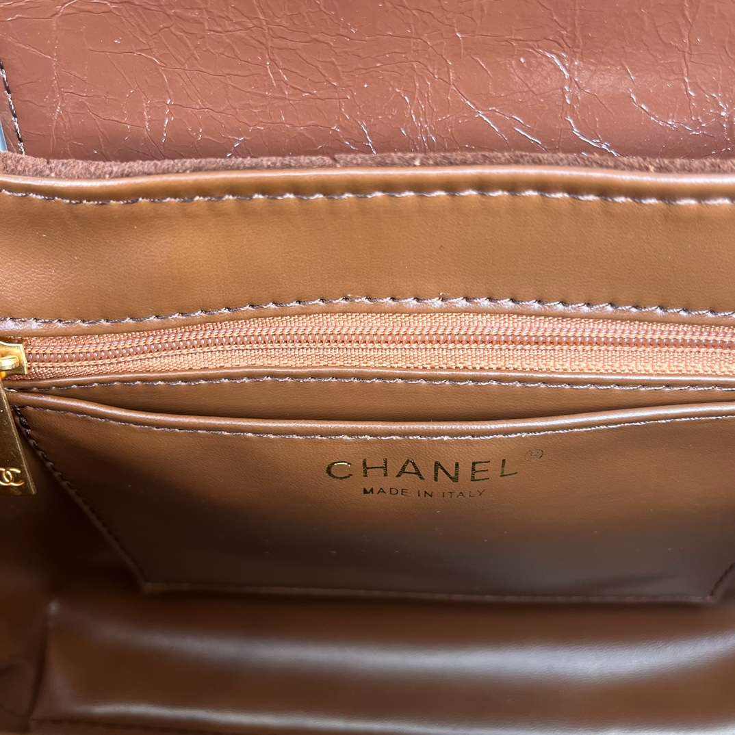 Chanel CLUTCH WITH STRAP