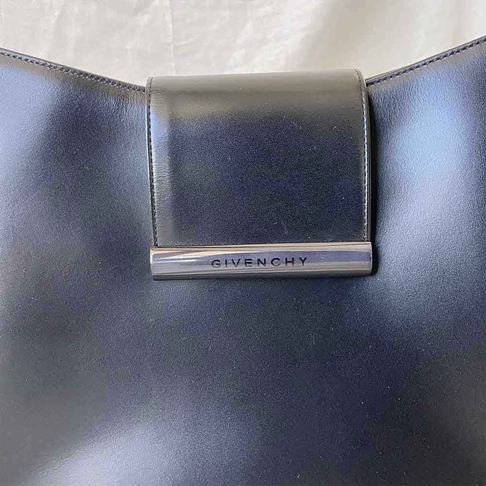Givenchy Smooth Leather Shoulder Bag