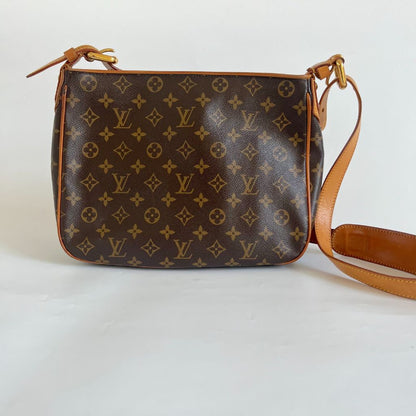 Louis Vuitton monogram canvas Hudson shoulder bag,
