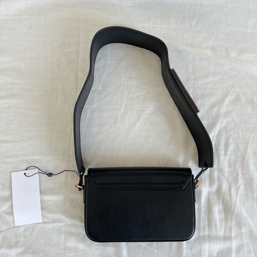 Jacquemus Le Carinu shoulder bag