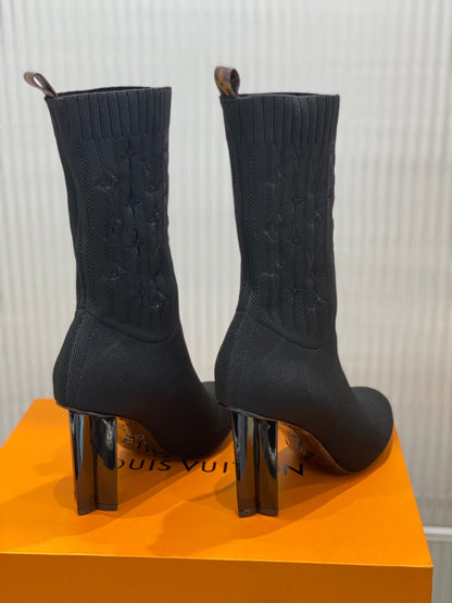 Premium LUV BOOTS 047