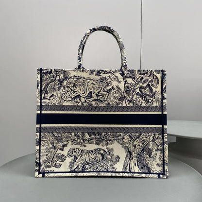 Dior Book Tote Large Blue Toile de Jouy Embroider - 42 x 35 x 18.5 cm