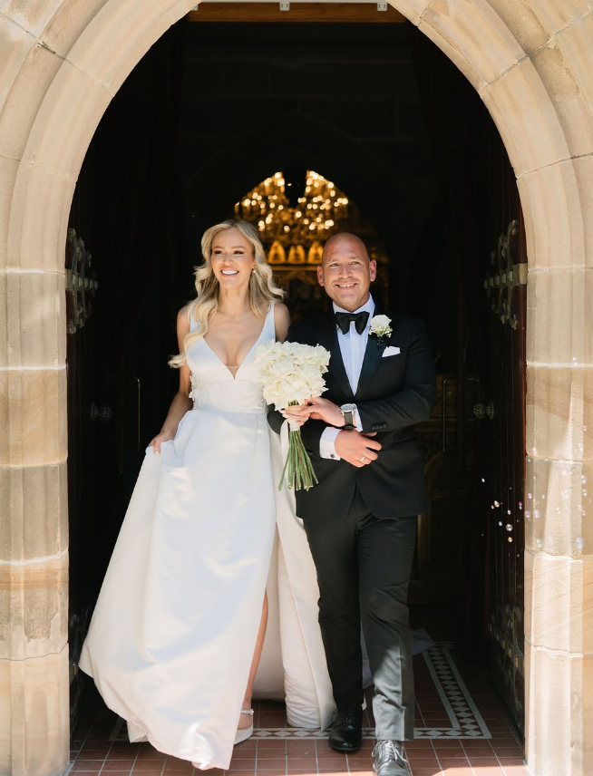 Elegant A Line V Neck Appliques White Satin Long Sweep Wedding Dress SH2192