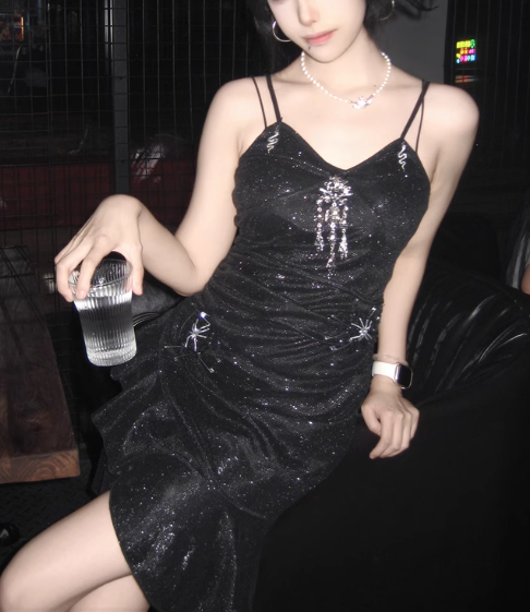 Classy Black Ruffles Birthday Outfits Spaghetti Straps Graduation Homecoming Dress S612