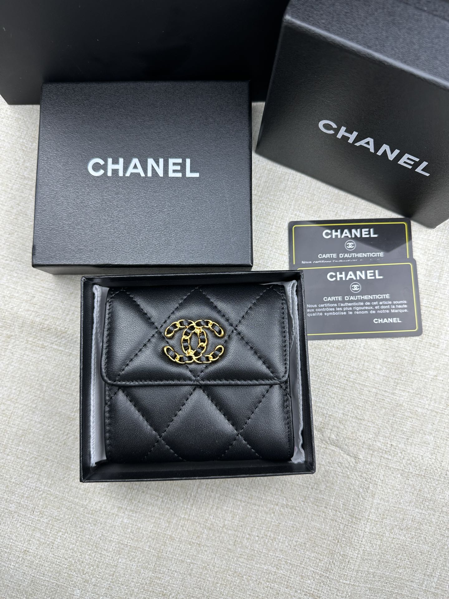 Chanel 19 Small Flap Wallet