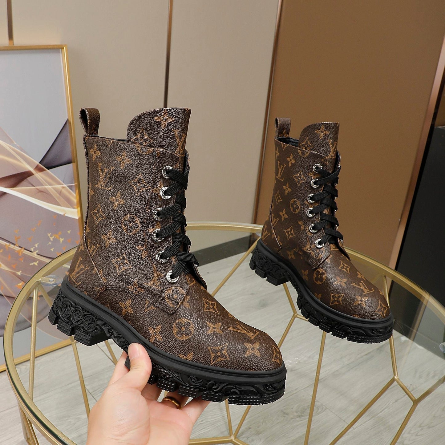 Premium LUV BOOTS 039