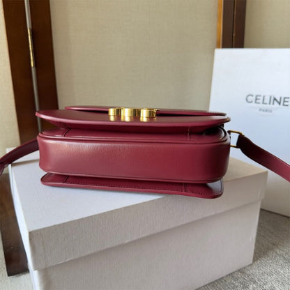 CELINE CLASSIQUE TRIOMPHE BAG in shiny calfskin