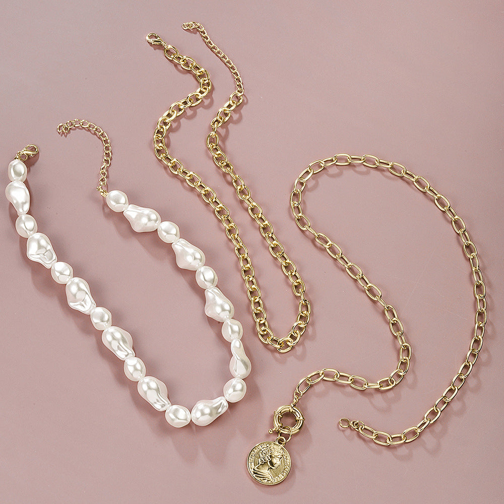 Embossed head pearl necklace set