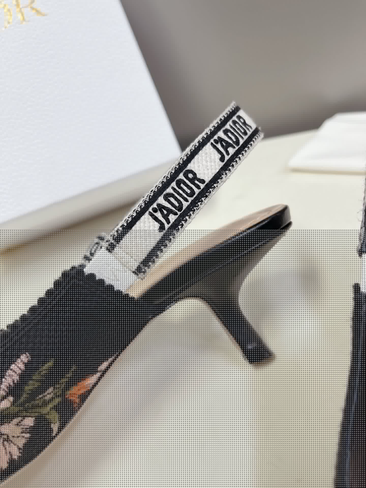 New DIR HIGH HEELS 018