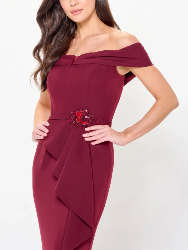 Off-the-shoulder Solid Color Maxi Dress