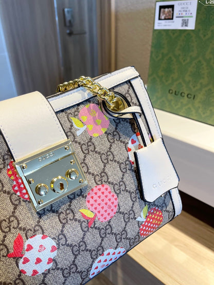 Gucci  Padlock Small Berry