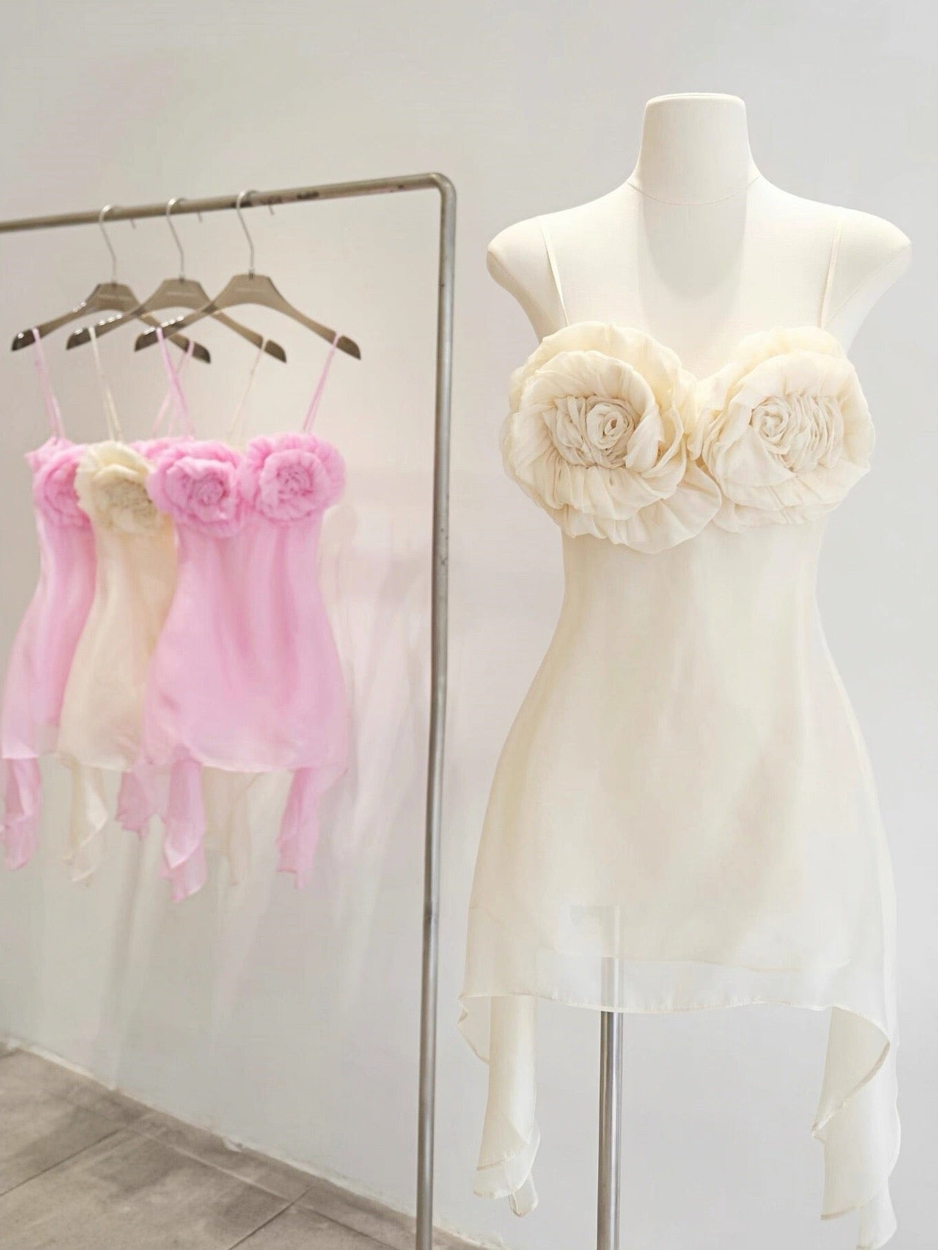 Cute A Line Spaghetti Straps Pink Mini Party Dresses Short Formal Homecoming Dresses Night Chic Elegant Short Dresses Cocktail Dress 16th Birthday Outfits Tulle Hoco Dresses DH2775