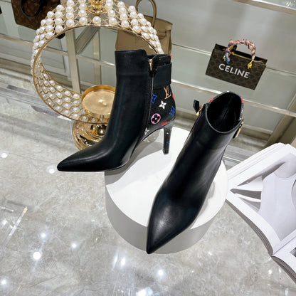 Premium LUV BOOTS 025