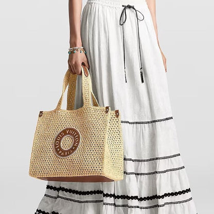 LOUIS VUITTON  Raffia Calfskin By The Pool OnTheGo MM Natural 39x15x30cm